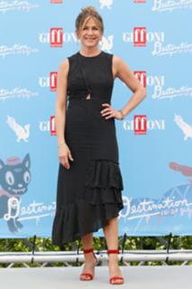 Jennifer Aniston feet photo thumbnail