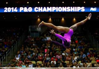 Simone Biles feet photo thumbnail