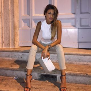 Cristina Buccino feet photo thumbnail