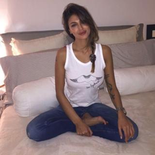 Cristina Buccino feet photo thumbnail