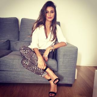 Cristina Buccino feet photo thumbnail