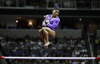 Simone Biles feet photo thumbnail