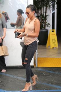 Karrueche Tran feet photo thumbnail