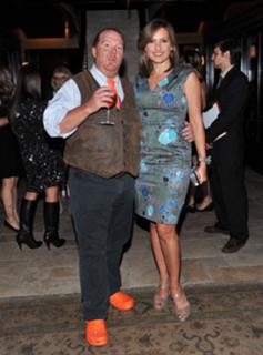 Mariska Hargitay feet photo thumbnail