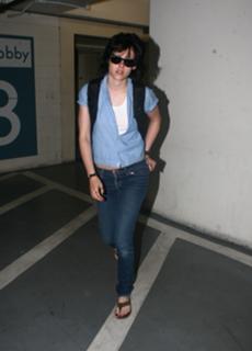 Kristen Stewart feet photo thumbnail
