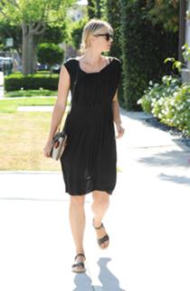 Maria Sharapova feet photo thumbnail