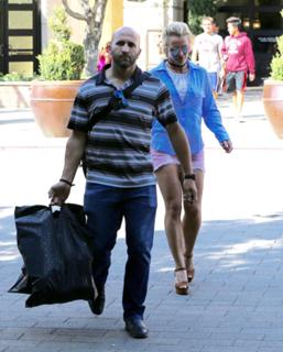 Britney Spears feet photo thumbnail