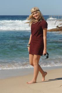 Pixie Lott feet photo thumbnail
