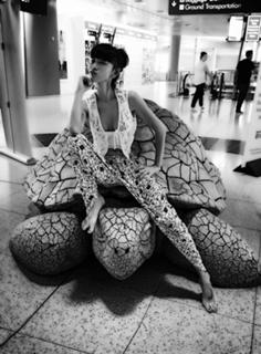 Bai Ling feet photo thumbnail