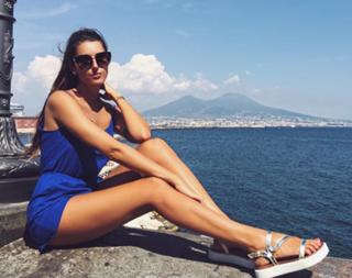 Valentina Vignali feet photo thumbnail