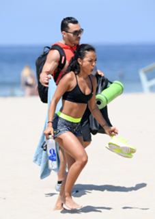 Karrueche Tran feet photo thumbnail