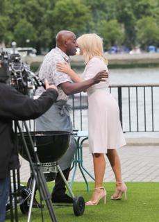 Holly Willoughby feet photo thumbnail