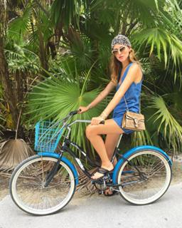 Chiara Ferragni feet photo thumbnail