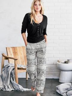 Elsa Hosk feet photo thumbnail