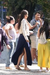 Adriana Lima feet photo thumbnail