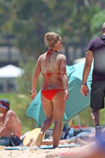 Britney Spears feet photo thumbnail