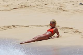 Britney Spears feet photo thumbnail