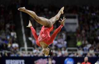 Simone Biles feet photo thumbnail