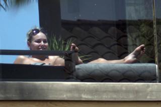 Lindsey Vonn feet photo thumbnail