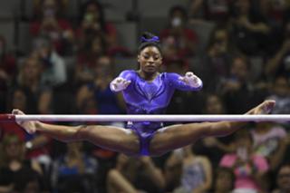 Simone Biles feet photo thumbnail
