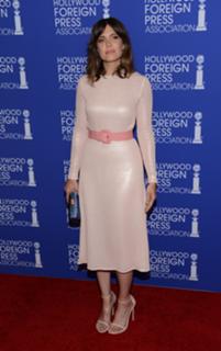 Mandy Moore feet photo thumbnail