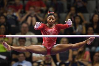 Simone Biles feet photo thumbnail