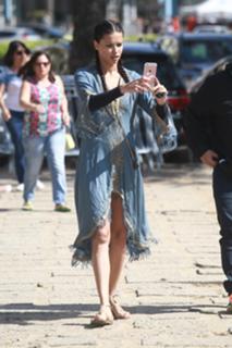 Adriana Lima feet photo thumbnail