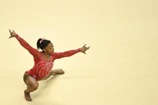Simone Biles feet photo thumbnail
