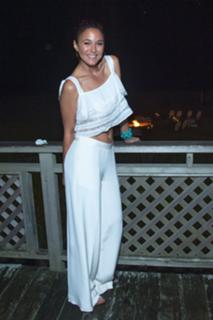 Emmanuelle Chriqui feet photo thumbnail