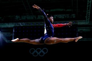 Simone Biles feet photo thumbnail