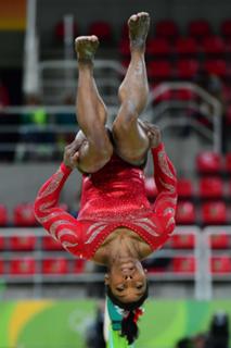 Simone Biles feet photo thumbnail