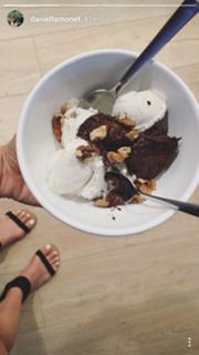 Daniella Monet feet photo thumbnail