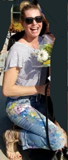 Rebecca Romijn feet photo thumbnail