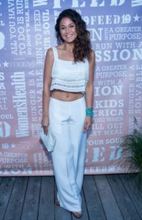 Emmanuelle Chriqui feet photo thumbnail