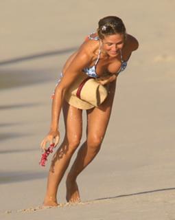 Heidi Klum feet photo thumbnail