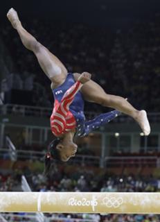 Simone Biles feet photo thumbnail