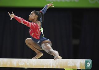 Simone Biles feet photo thumbnail