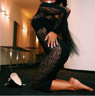 Christina Milian feet photo thumbnail