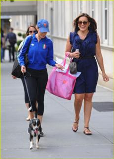 Mariska Hargitay feet photo thumbnail