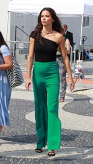 Adriana Lima feet photo thumbnail