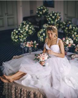 Vera Brezhneva feet photo thumbnail