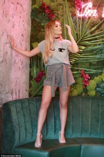 Charlotte Crosby feet photo thumbnail
