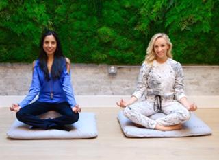 Nastia Liukin feet photo thumbnail