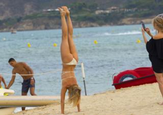 Kimberley Garner feet photo thumbnail