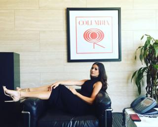 Lea Michele feet photo thumbnail