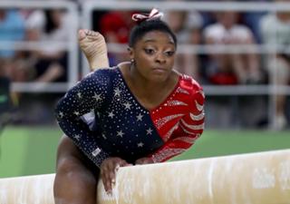 Simone Biles feet photo thumbnail