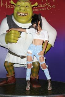 Bai Ling feet photo thumbnail