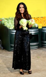 Salma Hayek feet photo thumbnail