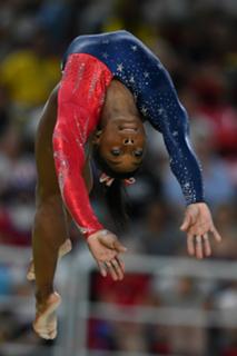 Simone Biles feet photo thumbnail