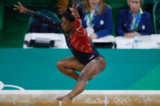 Simone Biles feet photo thumbnail